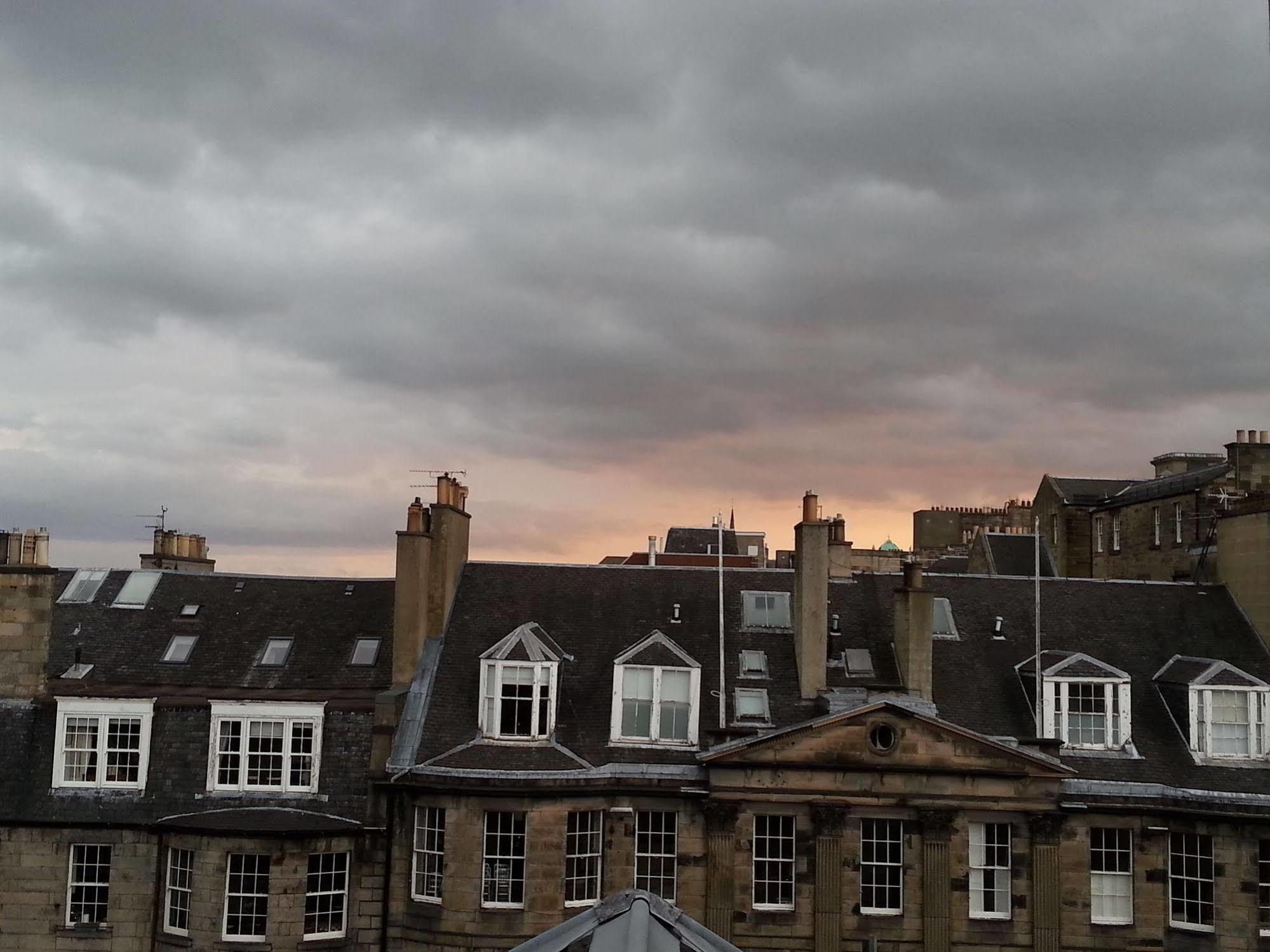Edinburgh Townhouse Hotel Exterior photo